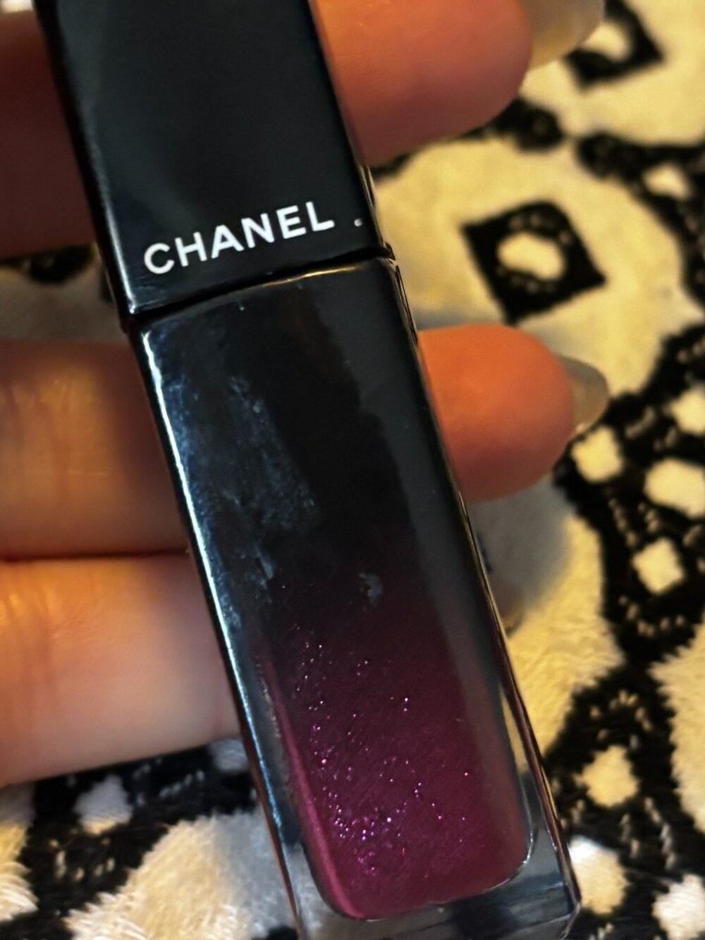 Chanel Rouge Allure Lacque in 94 Crystal Pink